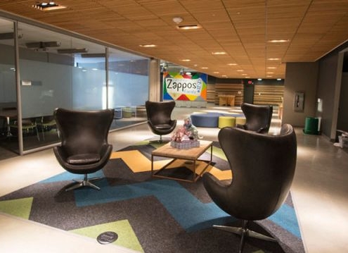 van phong Zappos